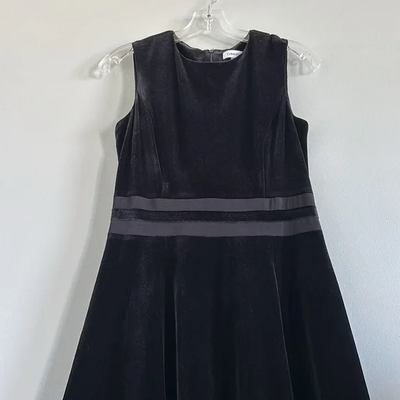 Calvin Klein, Black Velvet Dress, Size 4 - Picture 2 of 8